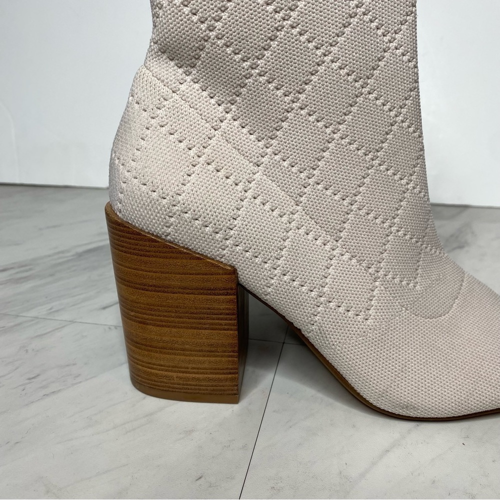New! Kelsi Dagger Macey Knit Peep Toe Cream Sock Bootie 7 1/2 - Picture 10 of 15